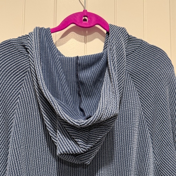 Gilli Soft Blue Hooded Dress Casual Coverups - Picture 7 of 10